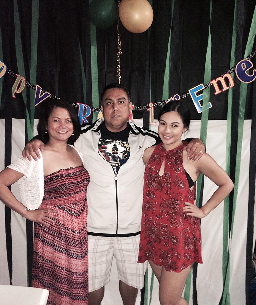 _christinaG's tweet photo. Congrats to the old man for retiring! #sorrymark http://t.co/d3oYJC7Xd5