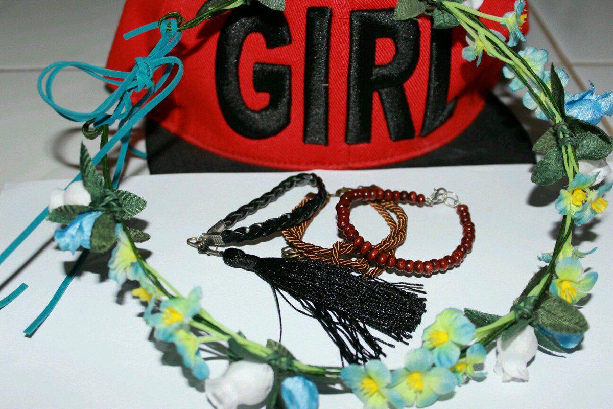 CalmOnlineShop's tweet photo. Masih gelang own nih, ayoo koleksiinya own jual nih. Marii diborong. Hub CP dibio ya http://t.co/xeqcHtjXy4