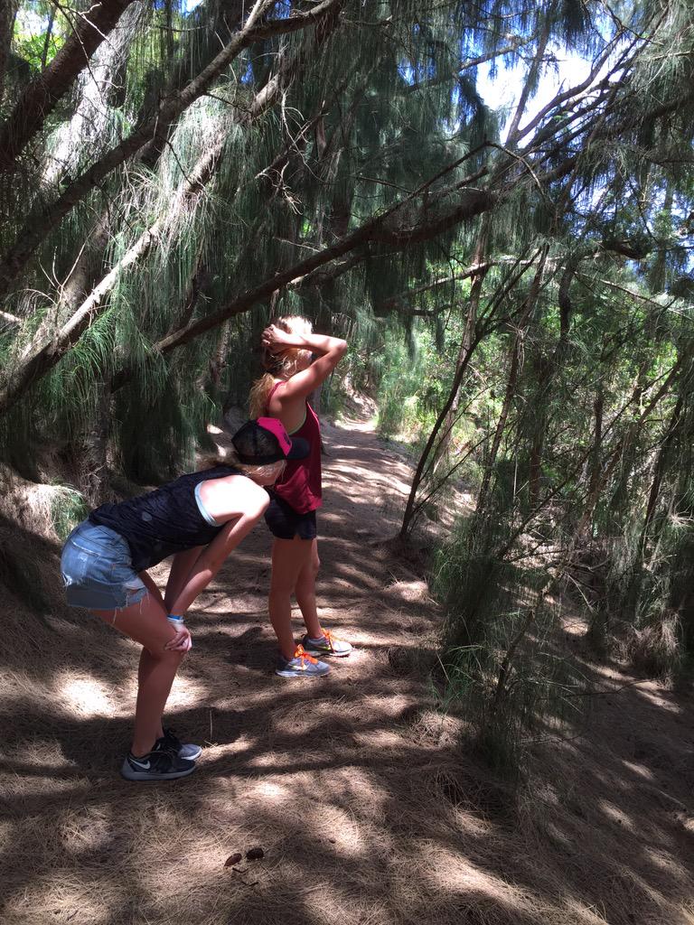 CassidyJ05's tweet photo. Kenzie and I couldn't keep up on the hike http://t.co/cBaeLwaHer