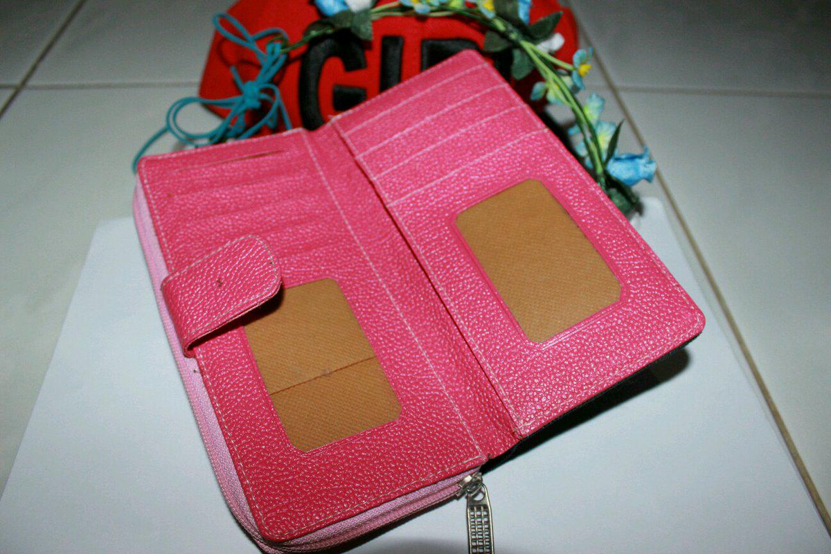 CalmOnlineShop's tweet photo. Own udah bosen, jadi dijual. Masih bagus ko cuma 2x pemakaian. Mumer cantik, hub CP dibio ya. http://t.co/Vgu5pFiLr5