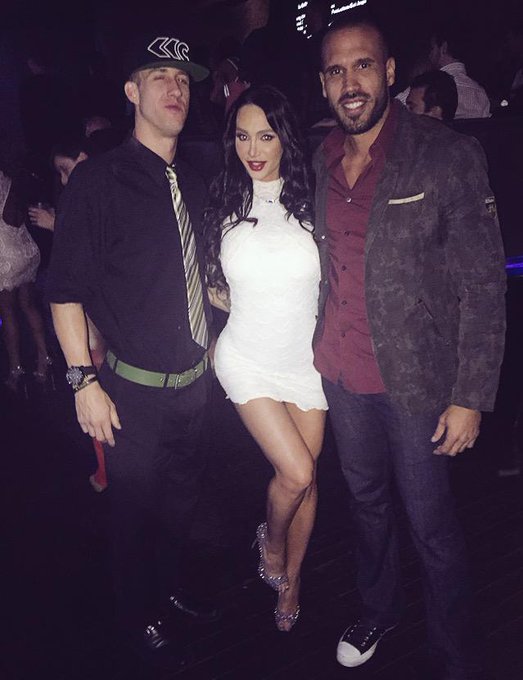 With my boyzs @karlokarrera @ChrisStrokesxxx @XRCOAwards #lanights http://t.co/HxmOKFiVdk