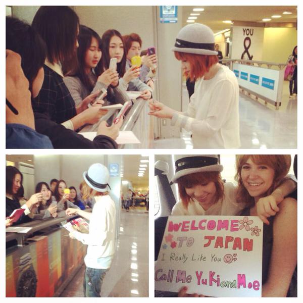 ccb9f8218319's tweet photo. 昨日来日したCarly💓夏に”EMOTION”というニューアルバムがリリースされることを発表しました😉 http://t.co/lJjEOM0L2U