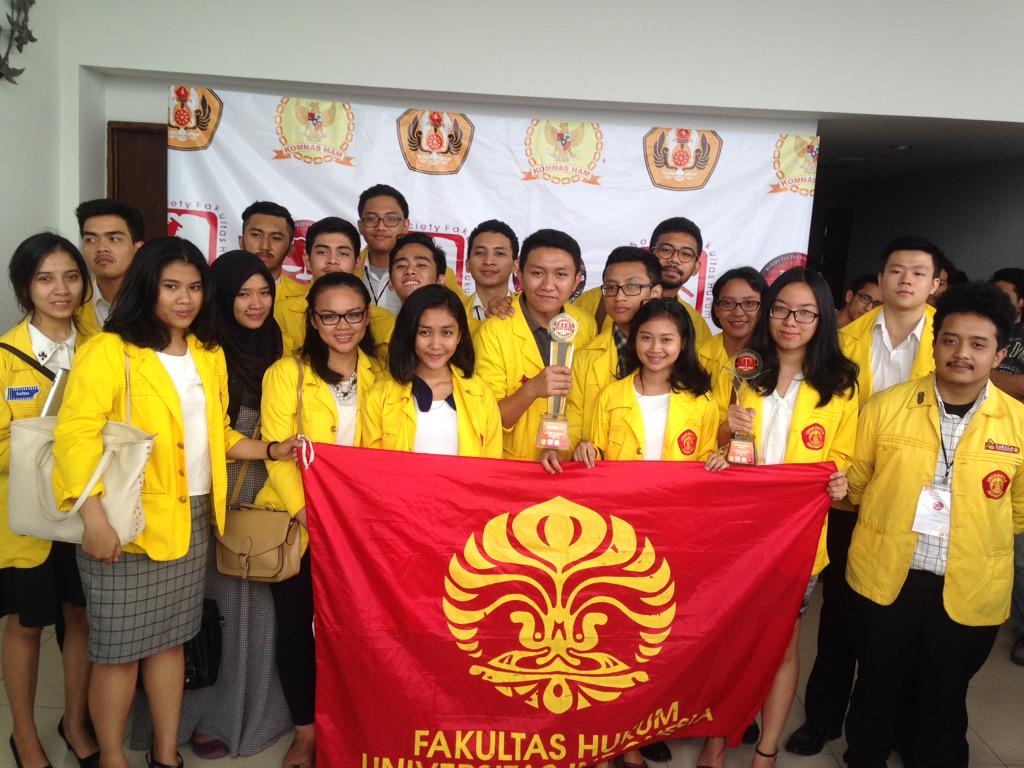 Selamat kepada Tim #UIMCC4UNPAD yang meraih peringkat 2 di Piala Rudi M. Rizki Universitas Padjadjaran