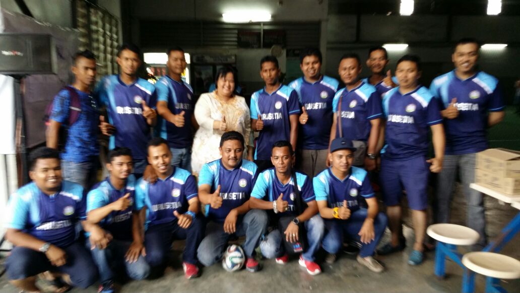 TiewWayKeng's tweet photo. Tahniah kpd KBIP menganjurkan Pertandingan Futsal pd hari ini http://t.co/UGF3H5bcDw
