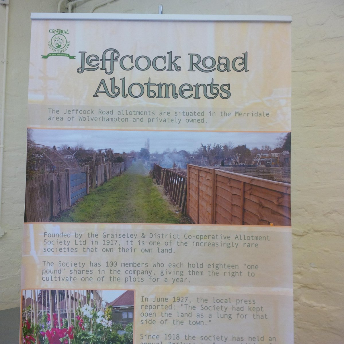 CYT_Wolves's tweet image. Exhibition ready for the crowds @HLFWestMids @BantockHouse #patchtoplate. Windy show at 2pm