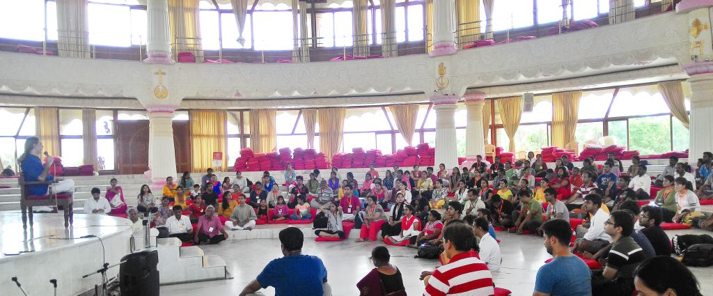 DineshGhodke's tweet photo. Bawa on last session of Bangalore Koramangla #HappinessProgram &BTM &ElectronicCity courses. #MakingLifeACelebration http://t.co/P3POLwm4jT