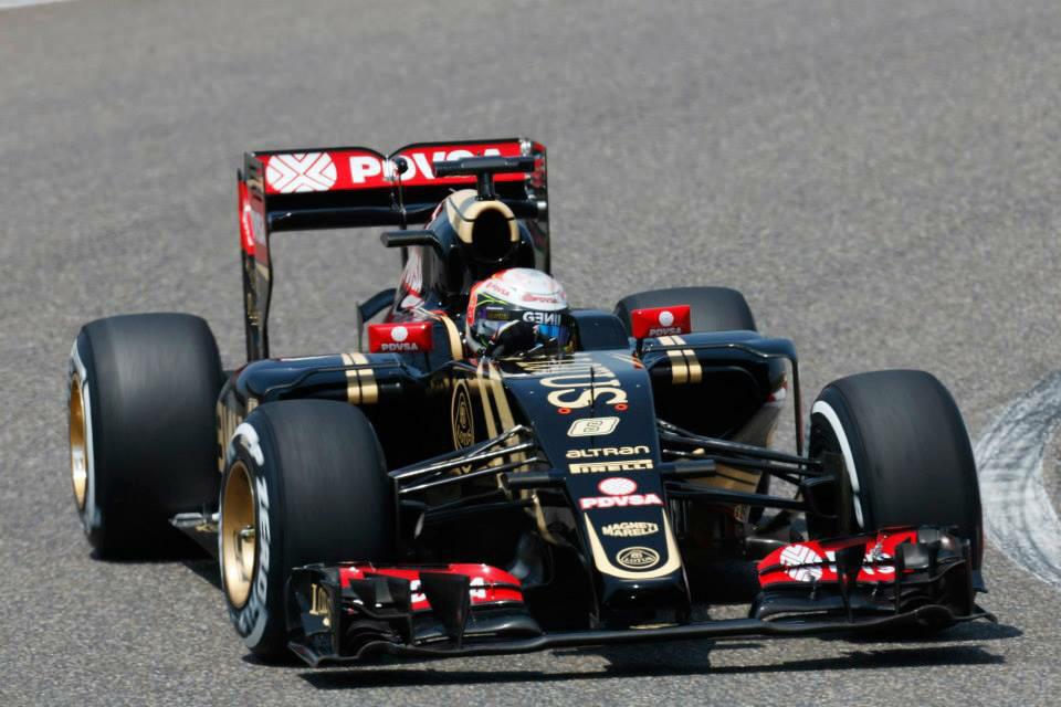 thibault77123's tweet image. Magnifique septième position de @RGrosjean au #GPDeChine ! @Lotus_F1Team