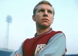 Happy angel birthday to Bobby Moore who would have been 74 today. Fly high with the bubbles      