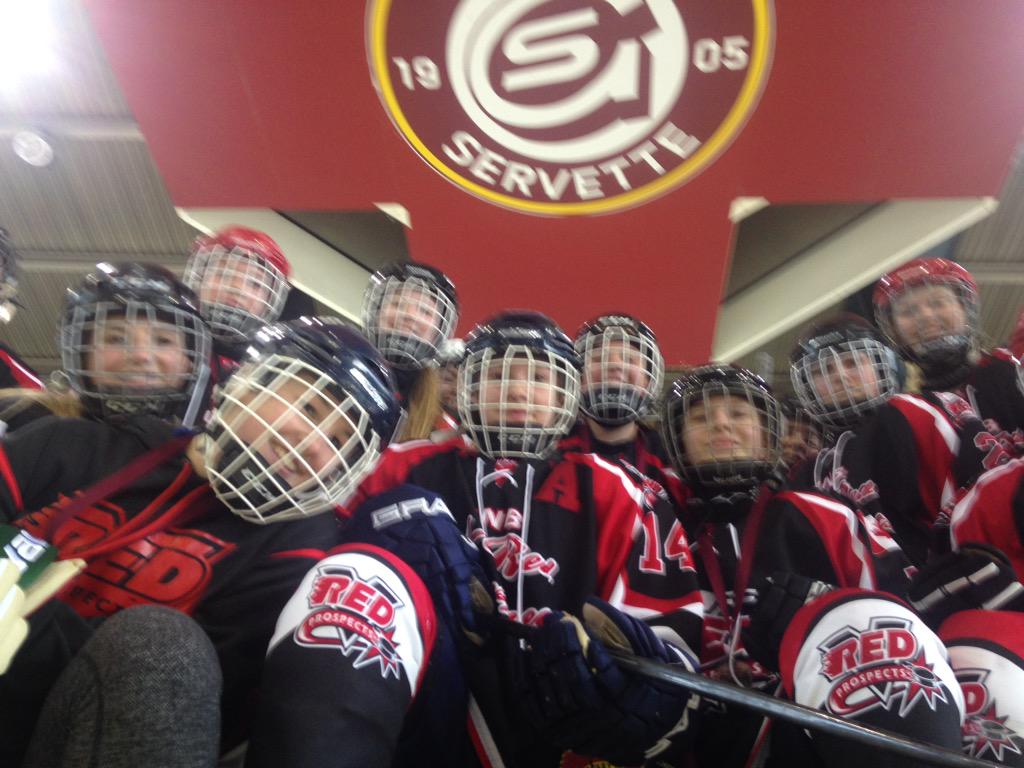 VRed defeat French National Team 2-1 in the consolation game!  Great game girls! We are very proud.
#U14Swiss