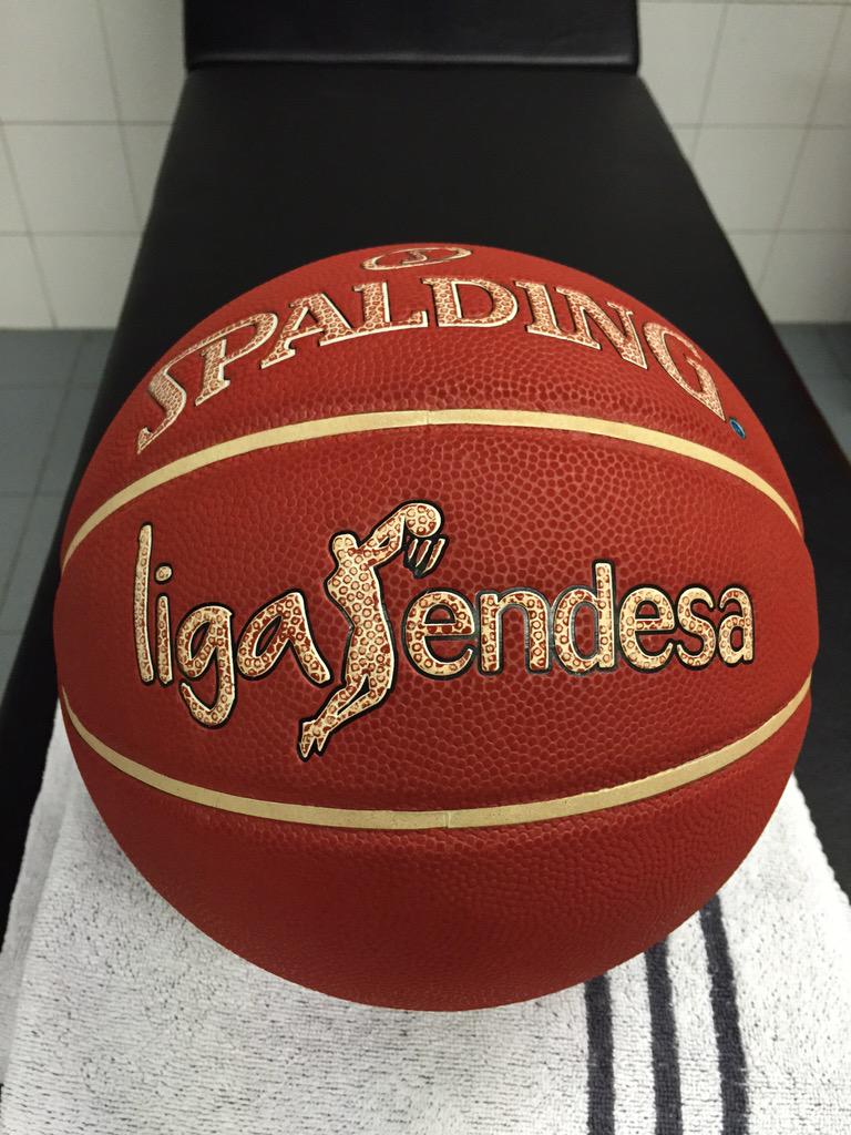 Fmartin_DC's tweet photo. Buenos días. Hoy partidazo en el Palacio @LigaEndesa #RMBvsFCB #HalaMadrid http://t.co/aHu9XEnKr6