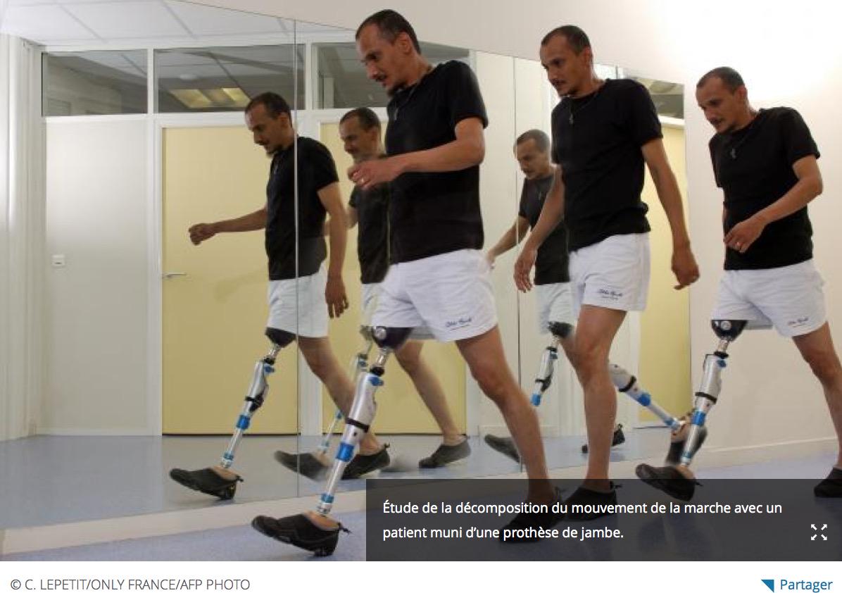 CNRS's tweet photo. Le mythe de l’humain augmenté, un article à (re)lire sur #CNRSleJournal http://t.co/qWOWa4Z3le c/@libe http://t.co/EJPxytHPCH