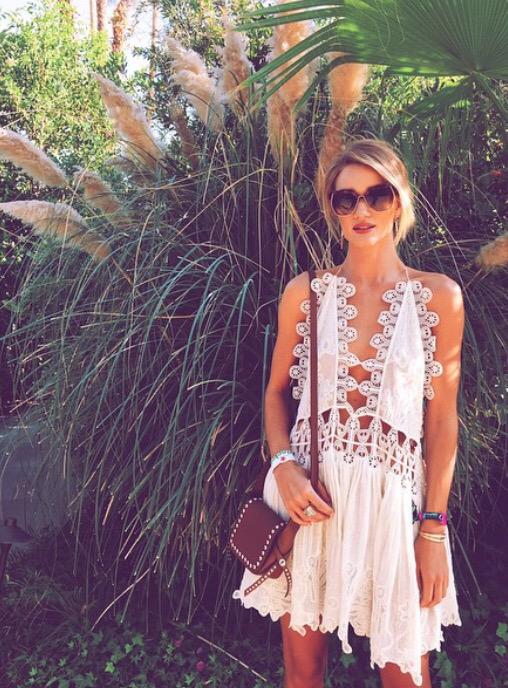 C_of_Style's tweet photo. And then there was @RosieHW....@chloefashion @coachella #bestdressed #Coachella2015 #festivalstyle http://t.co/U74xZKzeyC