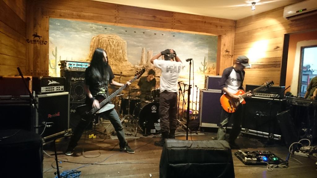 Inlander siap membumianguskan!