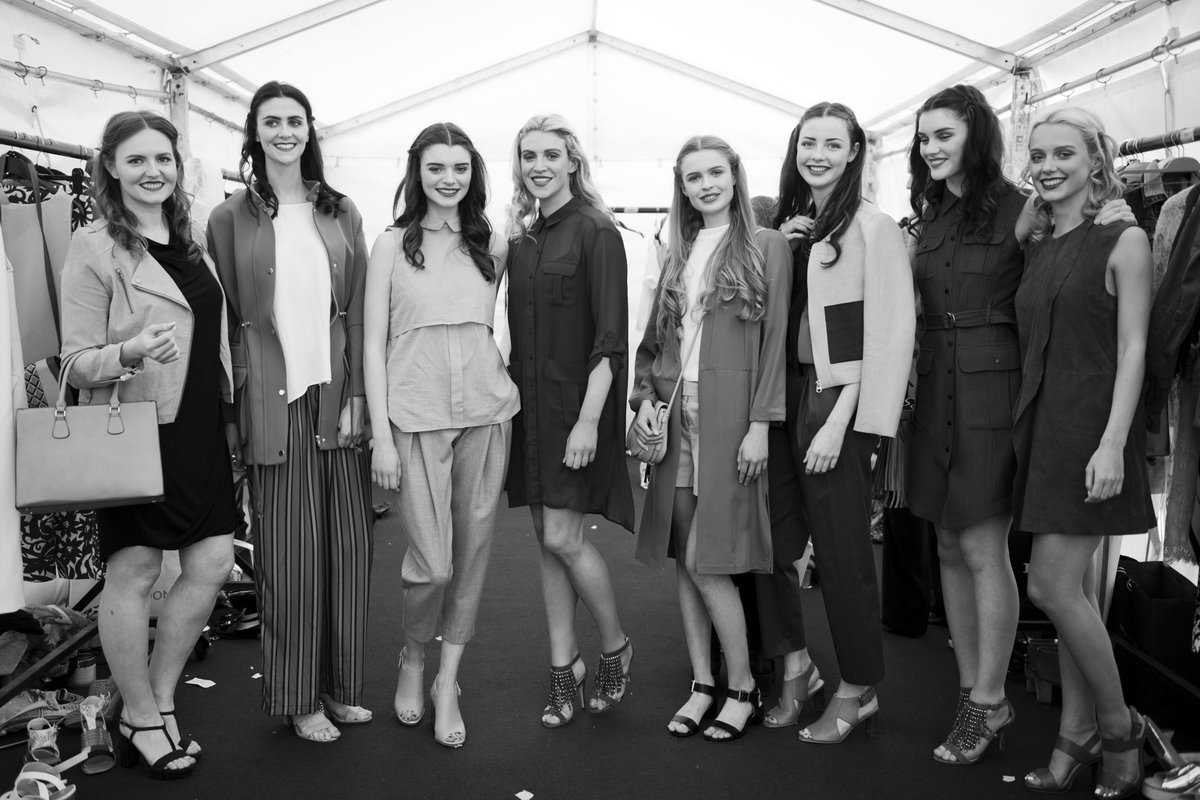 DundrumTC's tweet photo. How beautiful are our #runwayrules models! Join us for our first show at 1pm - we'll distract you from all that rain! http://t.co/8JYSfMVnzn