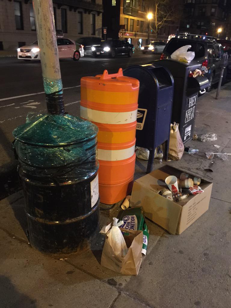 NultyNick's tweet photo. @universalhub what's going on on the corner of mass ave. and beacon st.?? It's been like this for months http://t.co/vkNs040G3m