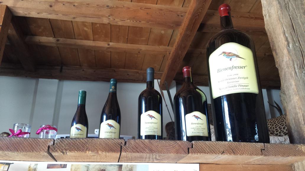 tschonnie's tweet photo. Wunderschöner tag am weingut #pitnauer in #göttlesbrunn in #carnuntum - beim mittlerweile 20. #jungweinschnuppern http://t.co/zo7f1J5ZgT
