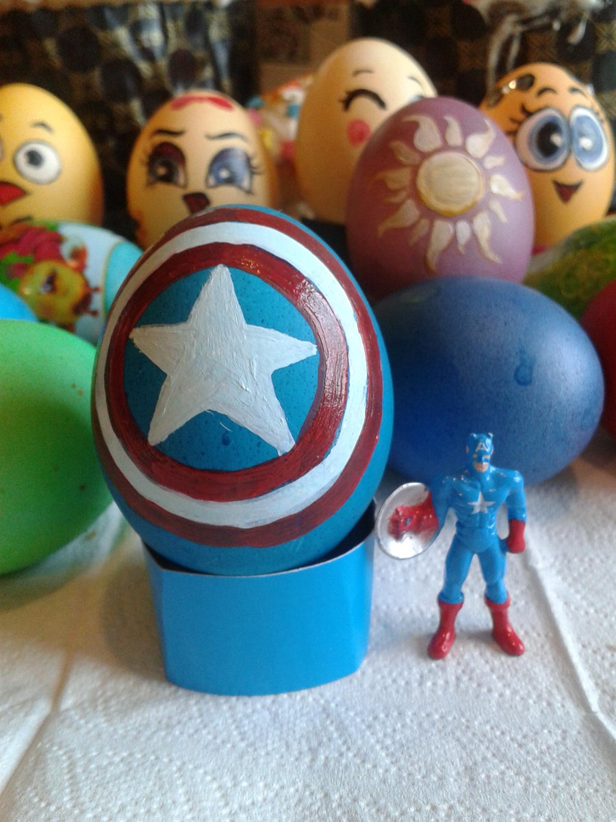 Dasha22_07's tweet photo. captain egg
#cap
#Пасха http://t.co/XuGh8ELkVk