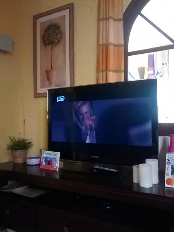 Quentin_Bott's tweet photo. @SAFI_015  @SPtotdeJ Naast mij op JimTV!!! #Fase3 http://t.co/VcPZxs78xk