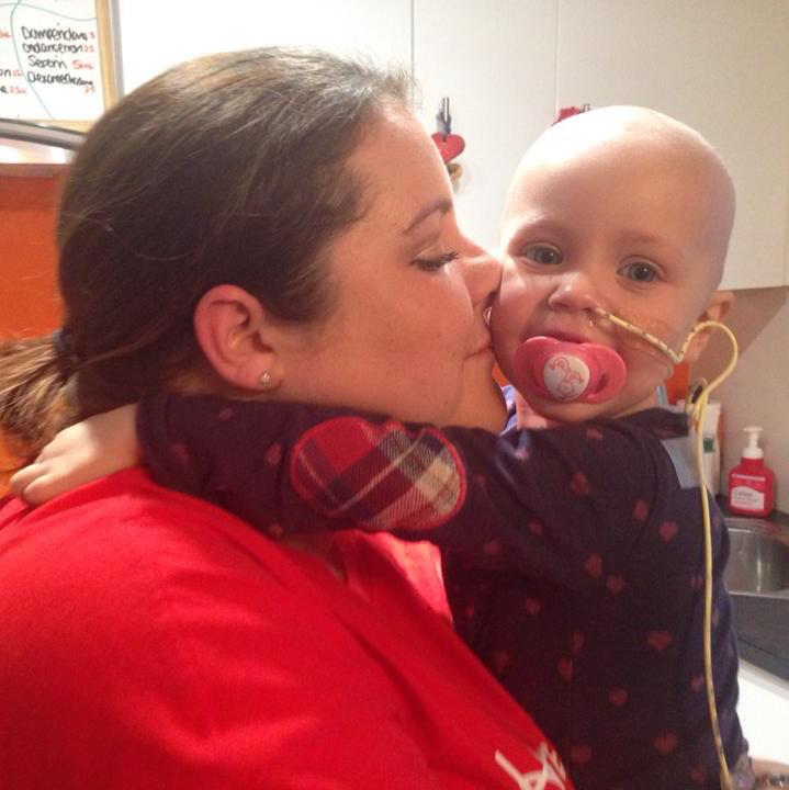 rubylaurayoung's tweet photo. A sincere thank you 2 everyone who has donated, tweeted &amp; fun raised 4 our Ruby; every £/$/€ makes a difference 😘 http://t.co/aEULx6HCuG