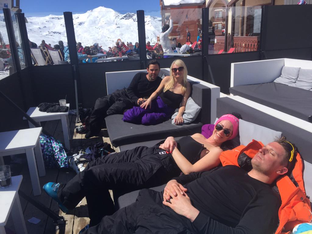 banksandsons's tweet photo. Excellent week val thorens,white out Sunday blue skies an sun rest of week, beaut http://t.co/VYoVQPungU