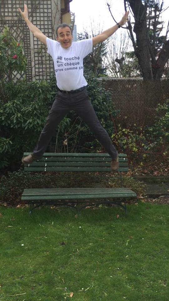 AgatheSenfish's tweet photo. @SemounElie @jaivaping_fr Le vrai t-shirt http://t.co/wzw3WtFOzE