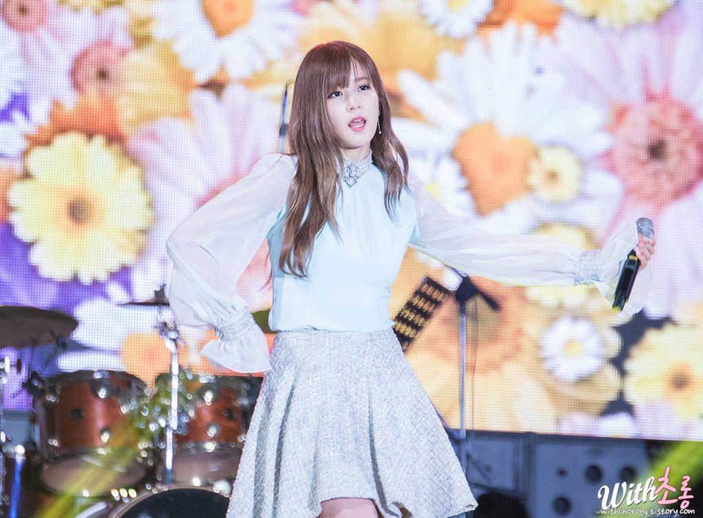 choronggu's tweet photo. at The Water Story Concert ( by withchorong ) http://t.co/YEwJcLq5Vk