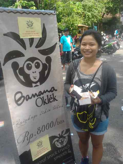 Mariaaulfa_'s tweet photo. Banana Oklek yuk mampir ke otlet kami di Jalan Gajayana no12 malang (depan sardo) cobain babana oklek nya cuma 8K/box http://t.co/ZMBKjlZ9ad