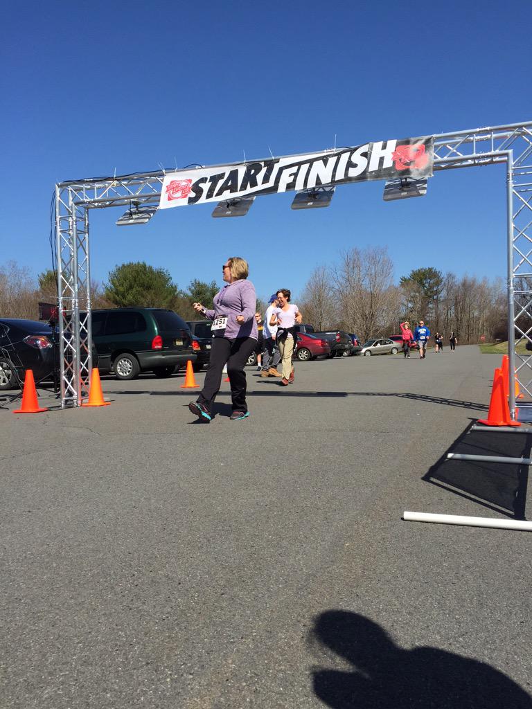 MountinCancer5K's tweet photo. Other runners crossing the finish: http://t.co/UorIzHZ5mo