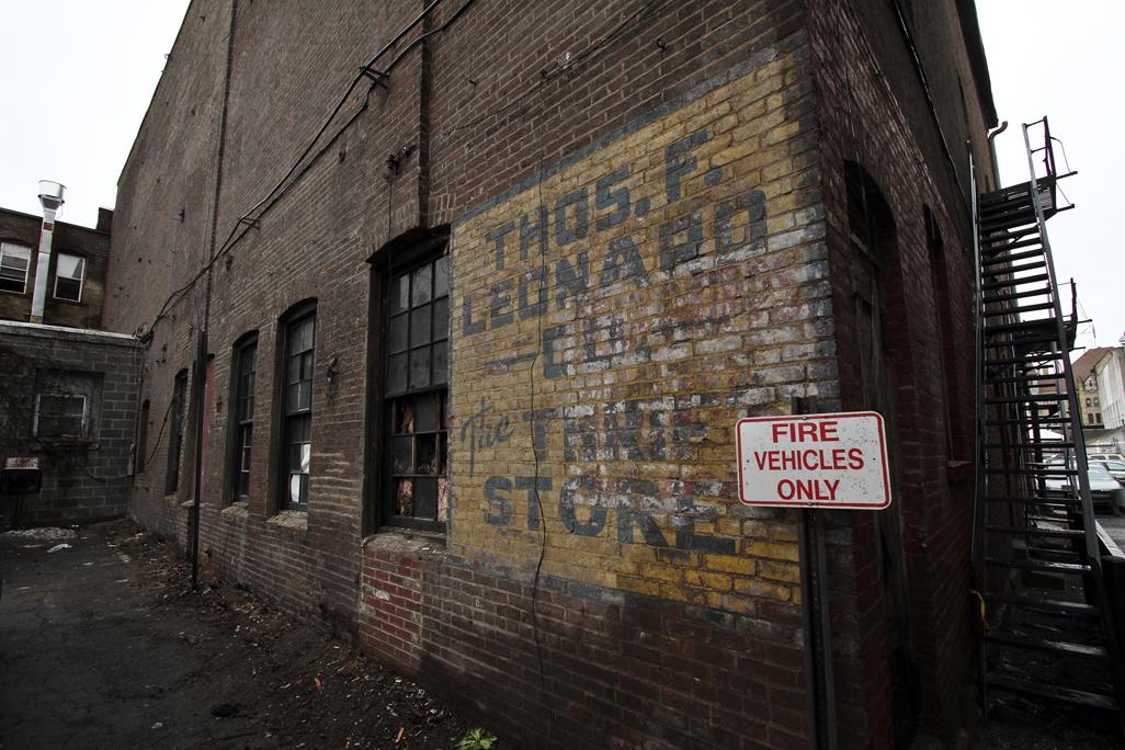Glimpses of the past - #GhostSigns of #Scranton and surrounding areas - blogs.thetimes-tribune.com/timescaptured/…