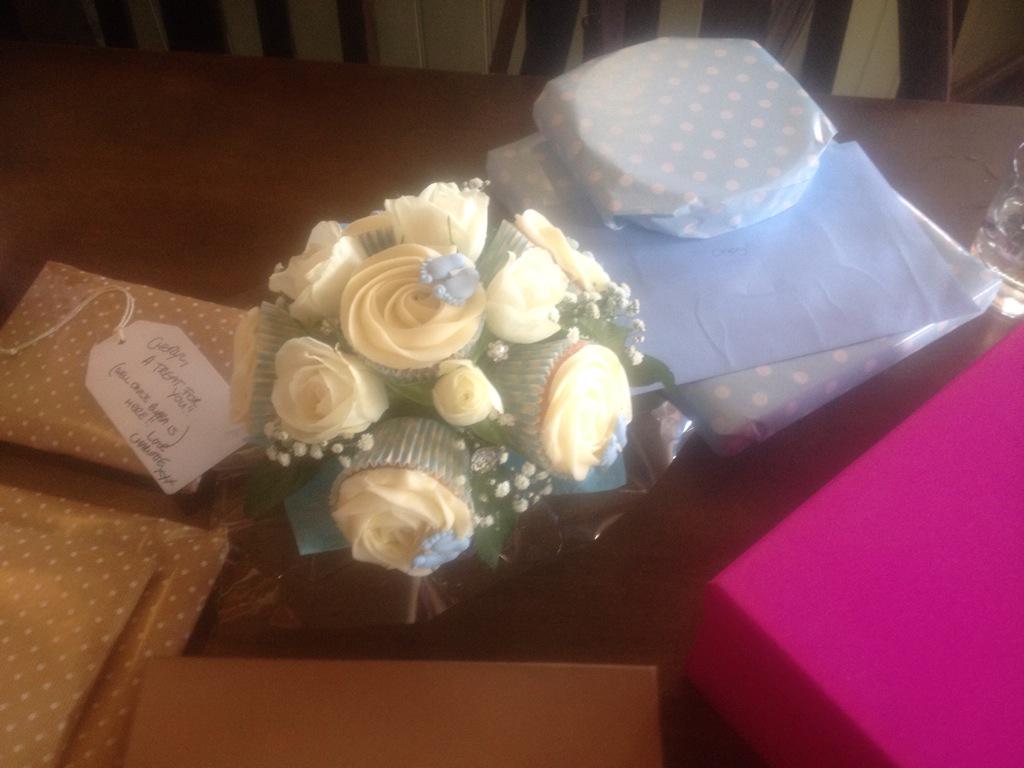 Lovey baby shower today for Chezzie. Thanks Charlotte @charleyb1981 and Kayleigh <a href="/curlykayleigh85/">Kayleigh Richards</a> xx