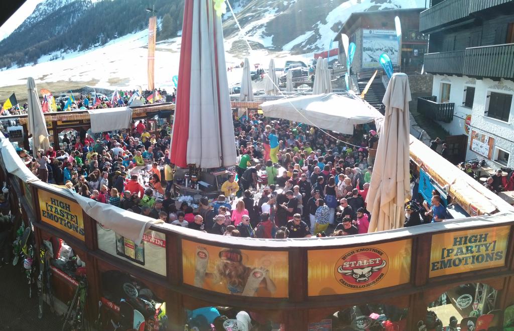 Ve l'avevamo detto... ad Aprile vi facciamo la festa!!! <a href="/Carosello3000/">Carosello3000Livigno</a>  #theMountainIsFreedom