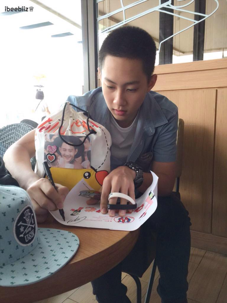 WWCTFOREVER's tweet photo. Hello！This is WWCTFOREVER！Thanks for following！😝 @n_whitewo @captain2541 #lovesicktheseries #lovesickseason2 http://t.co/7Yh1nM8DmZ