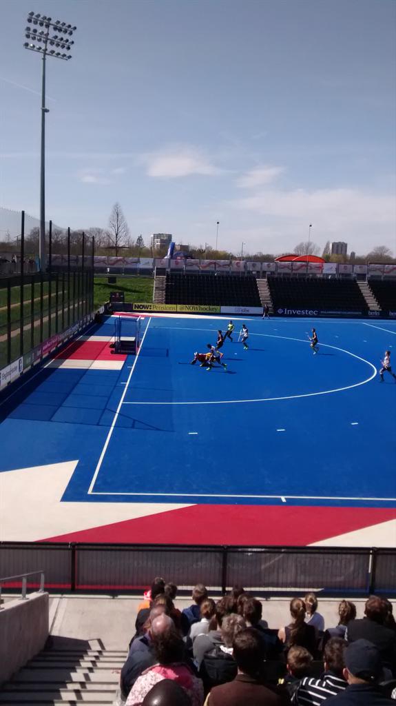 bray_howard's tweet image. Great goal by @SurbitonHC with all the fans cheering in the seats behind @EnglandHockey