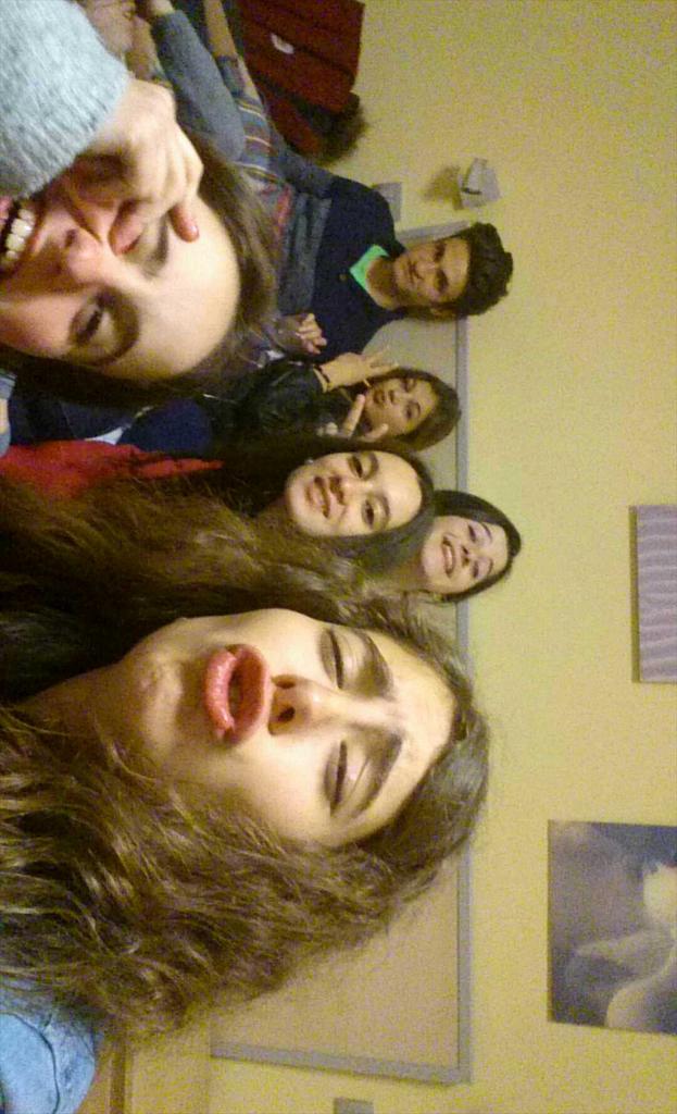 naroa_uriarte's tweet photo. Gracias por este Ikasbi! 🎊🎉🎊🎉🔝🍺🍻🍹 http://t.co/xMiqaa5xKk