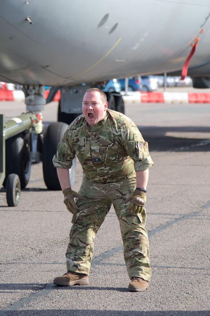 IanPalfreyman's tweet photo. The @1461WigstonATC Boss gives some 'gentle' words of encouragement to get the VC10 moving. #123pull #loud @bell_atc http://t.co/2w0aMa2Chq