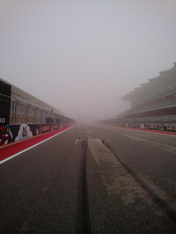 Moto_Gp_2014's tweet photo. Este es el panorama de #Austin015 en estos momentos. http://t.co/NF6fKg9jfL 😱😱😱