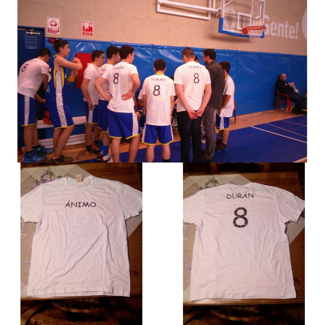 pduran_8's tweet photo. Enorme el equipo ayer, a pesar de la derrota hay que levantar cabeza e ir a arganda a por todas #GoGetafe http://t.co/ih0lLfRJk3