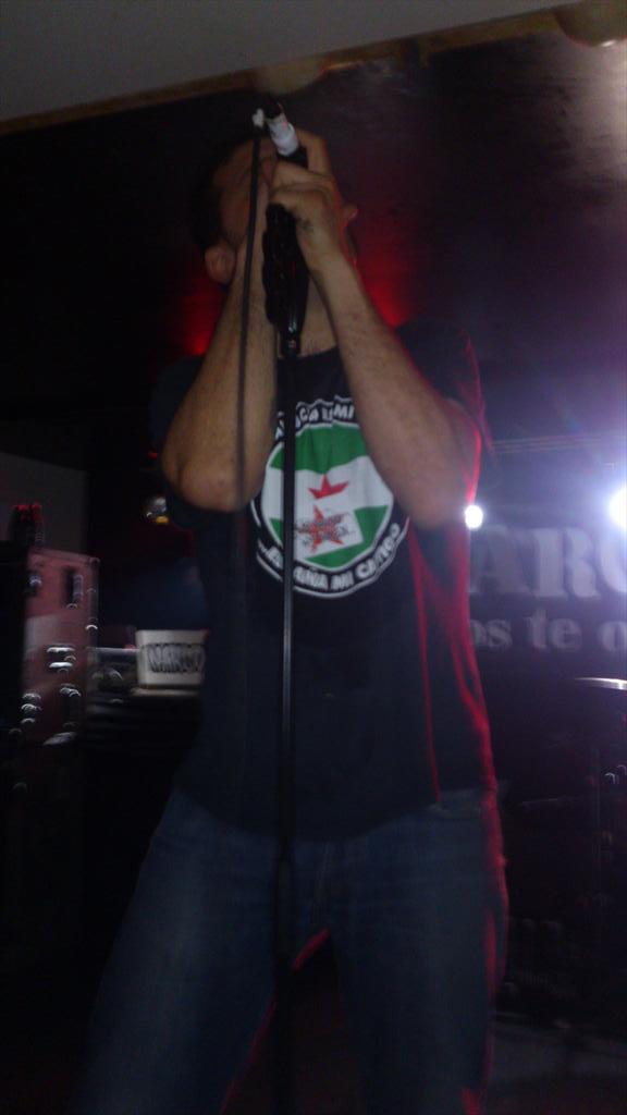 javidelcanto's tweet photo. Vikingo de Narco con la pegatina de Las Bragas De La Virgen xDD http://t.co/BflpD2vXGZ