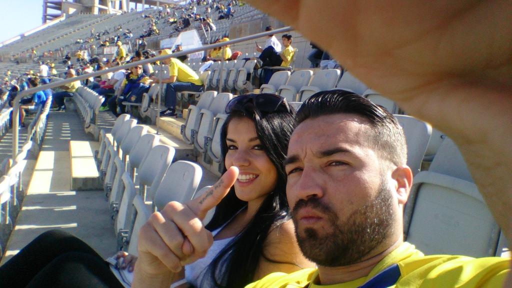 martss's tweet photo. Que contentos nos vamos!!!!!!! Grande @UDLP_Oficial 💙 si se puede!!!  #UDLasPalmas #brother #DomingoDeGoles http://t.co/LLr30Y9S5h
