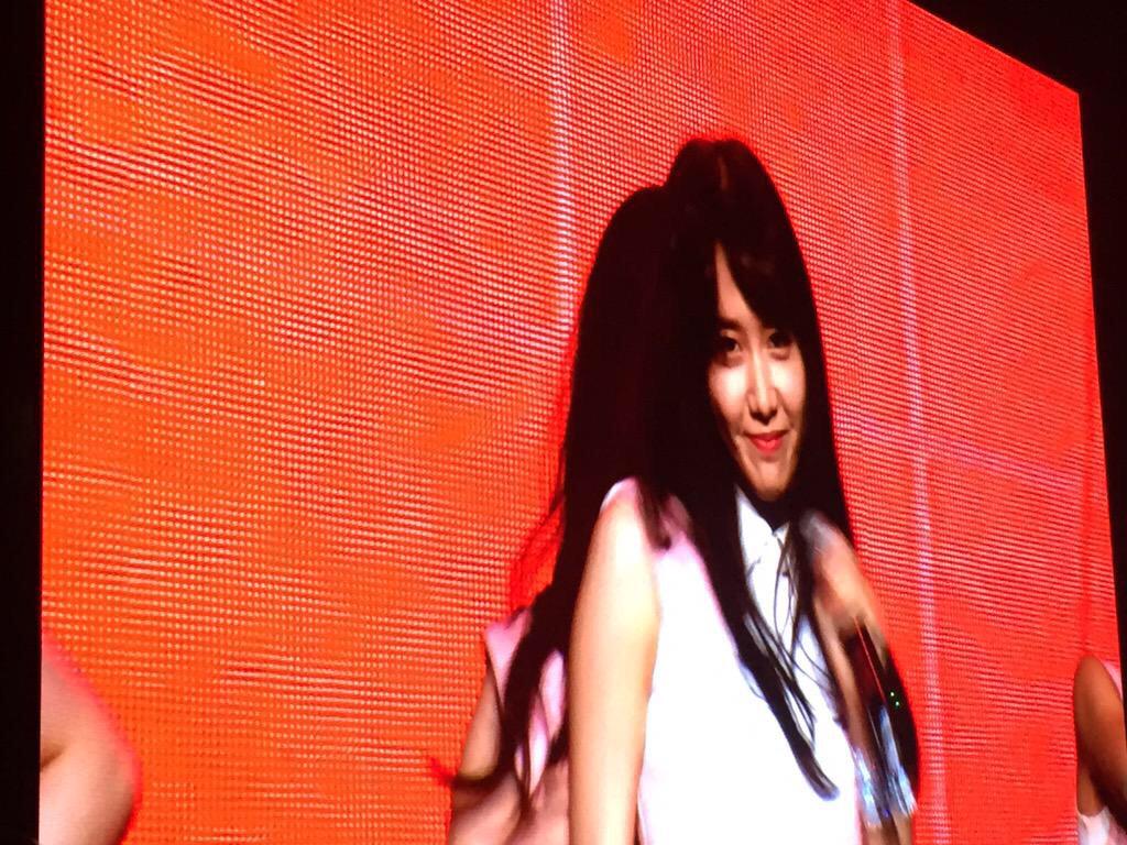 junieanneee's tweet photo. YOONAAAAA!!!!!!! http://t.co/Sxvqhz8NIm