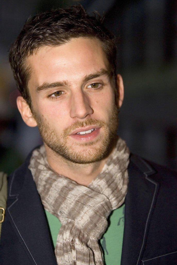 Happy Birthday, Guy Berryman! The world\s most handsome Bass Player turns 37 today 