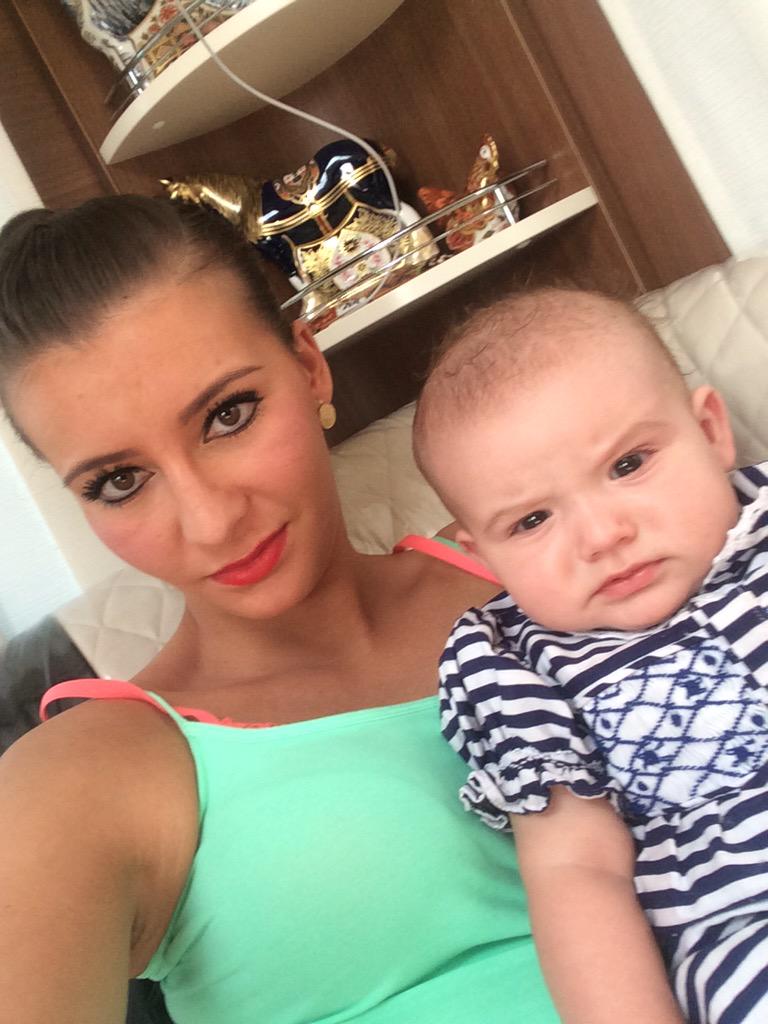 Angelinesmith16's tweet image. 