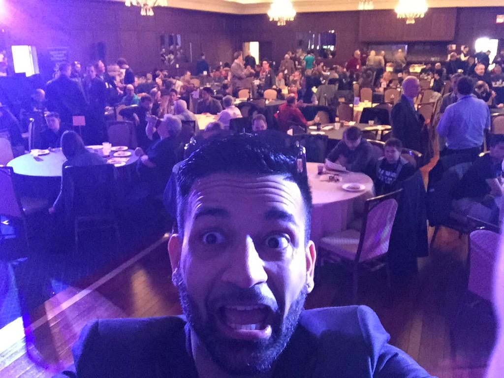DurgySpade's tweet photo. @theBrowsersDen #BROWSERSBASH2015 9am on a Sunday... Totally worth it! #peoplesMagician http://t.co/cXfLh2cdpA