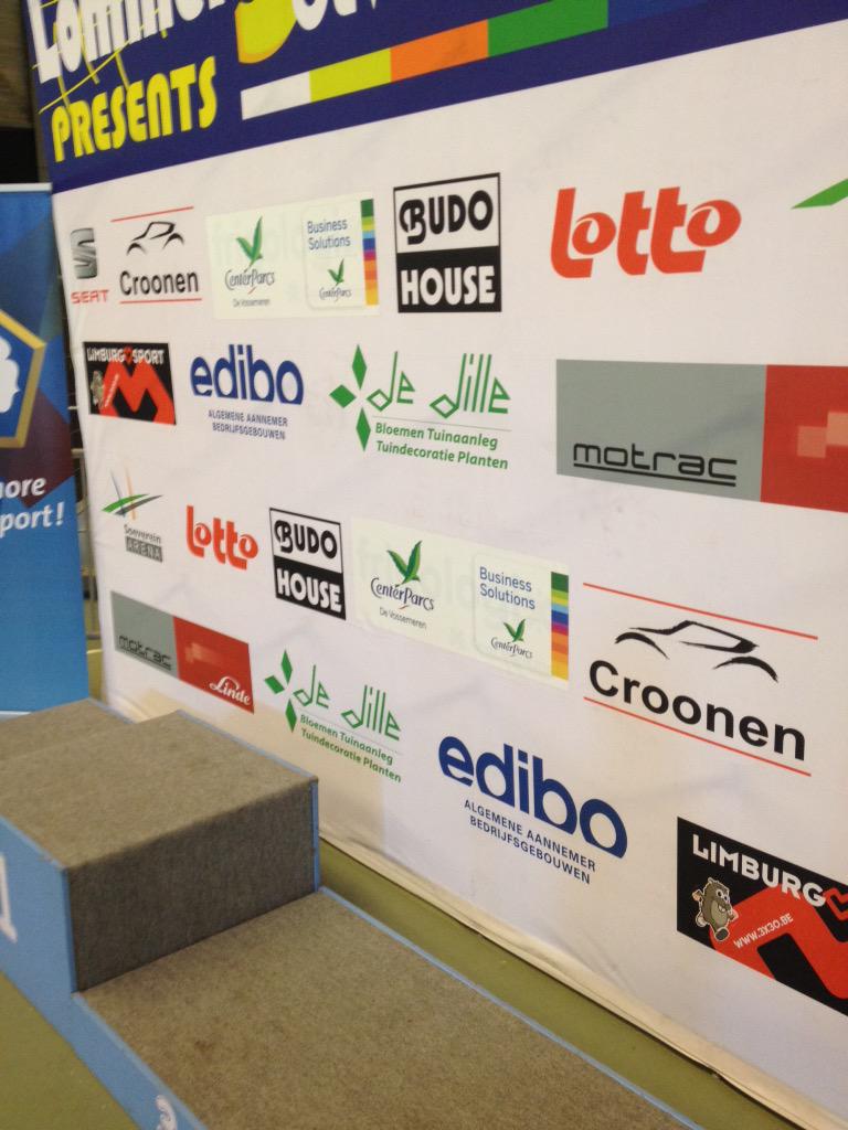 pnamjanssen's tweet photo. #lommel soeverein cup samenwerking @DeVossemeren @BusSolutionsBE @SPKempenseMeren #CenterParcs 1000 judoka's http://t.co/Plap2uHr2J