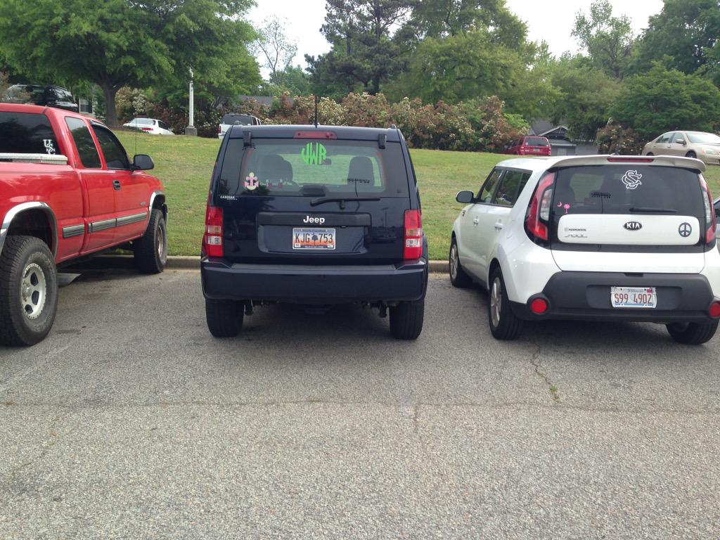 lrmasters's tweet photo. @VicRuth are the kinds of people I tweet about 24/7 ...... #LearnHowToPark #SCDrivers http://t.co/M8R90AgOUg