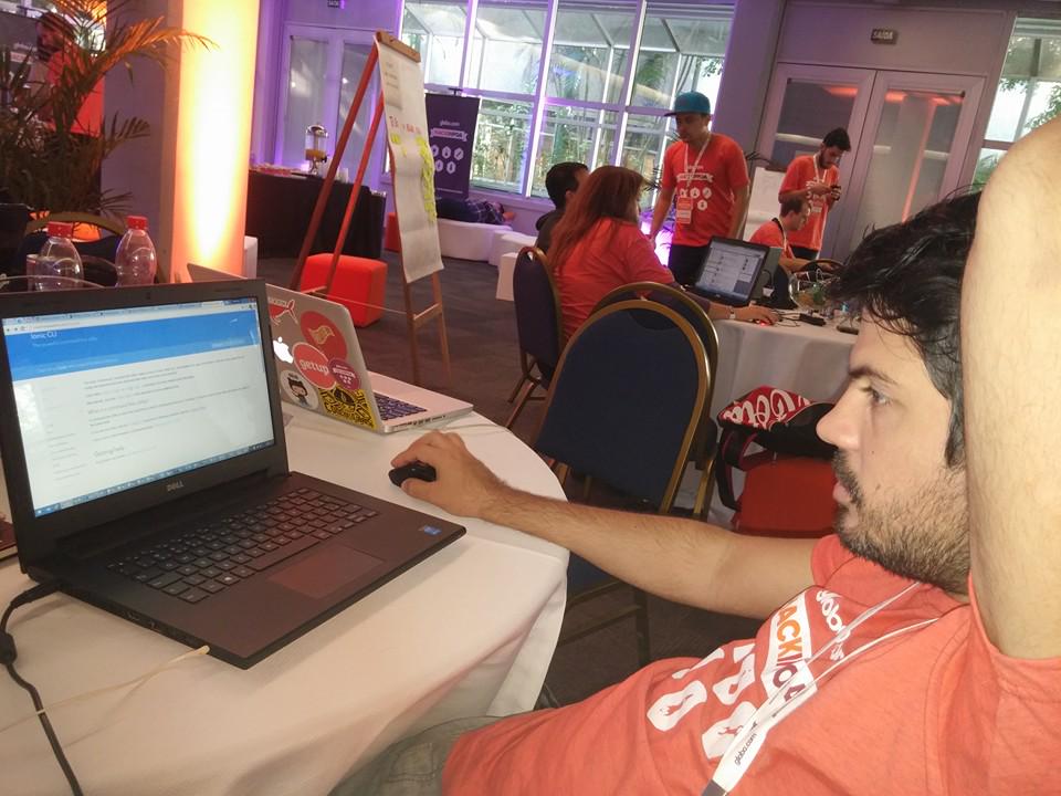 alexandre_dlm's tweet image. vamos que ainda temos 5 min... #hackinpoa #EasyBus