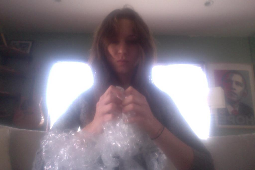 MyQueenTroian's tweet photo. "Happiness is a long strip of bubble wrap" - Troian Bellisario http://t.co/QicasCh6PZ