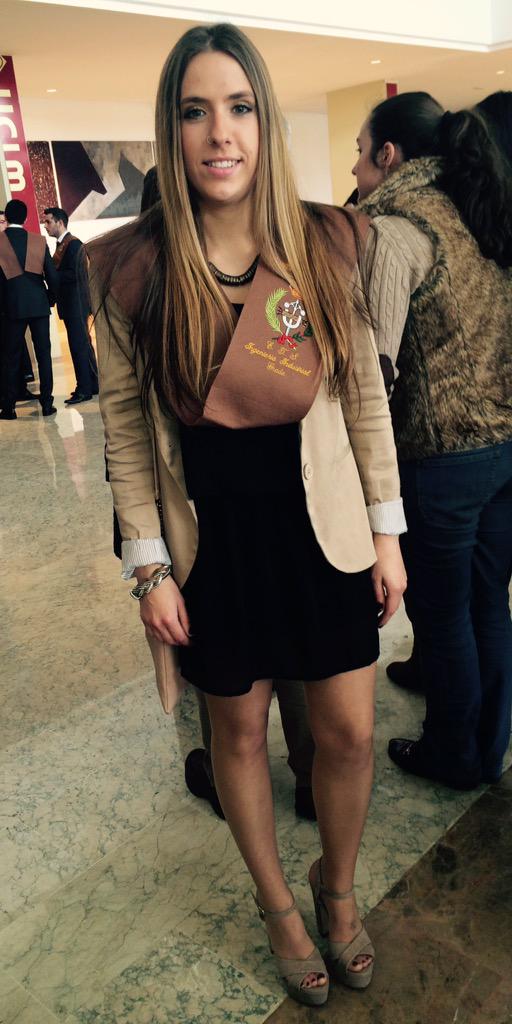 FatimaFdez91's tweet photo. Objetivo conseguido 😀 Graduación Industriales! http://t.co/a8bBThtWf5