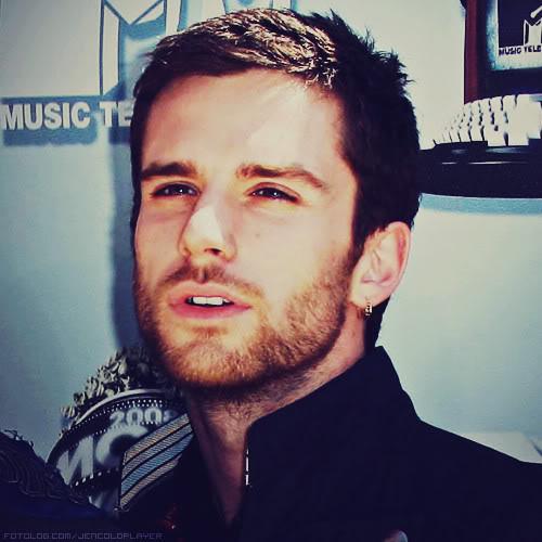 DuqueNd's tweet image. #HappyBirthdayGuyBerryman #GuyBerryman 😻💞🎧