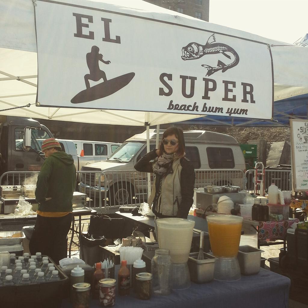 ElSuperTostadas's tweet photo. It's a beautiful day in the neighborhood! Perfect day to feast in the sun. #smorgasburg http://t.co/E67nnYFXB0